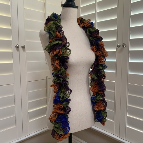 Artisan Handcrafted Ruffled Crochet / Knit Scarf - Picture 9 of 17